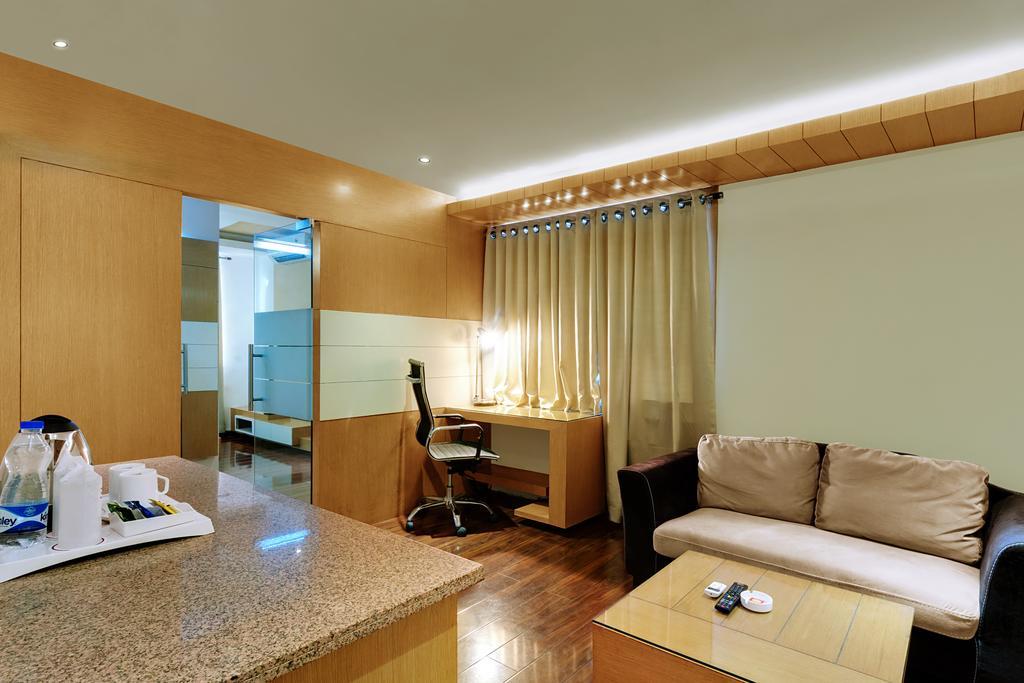 Hotel Balaji Central Ratlām Екстериор снимка